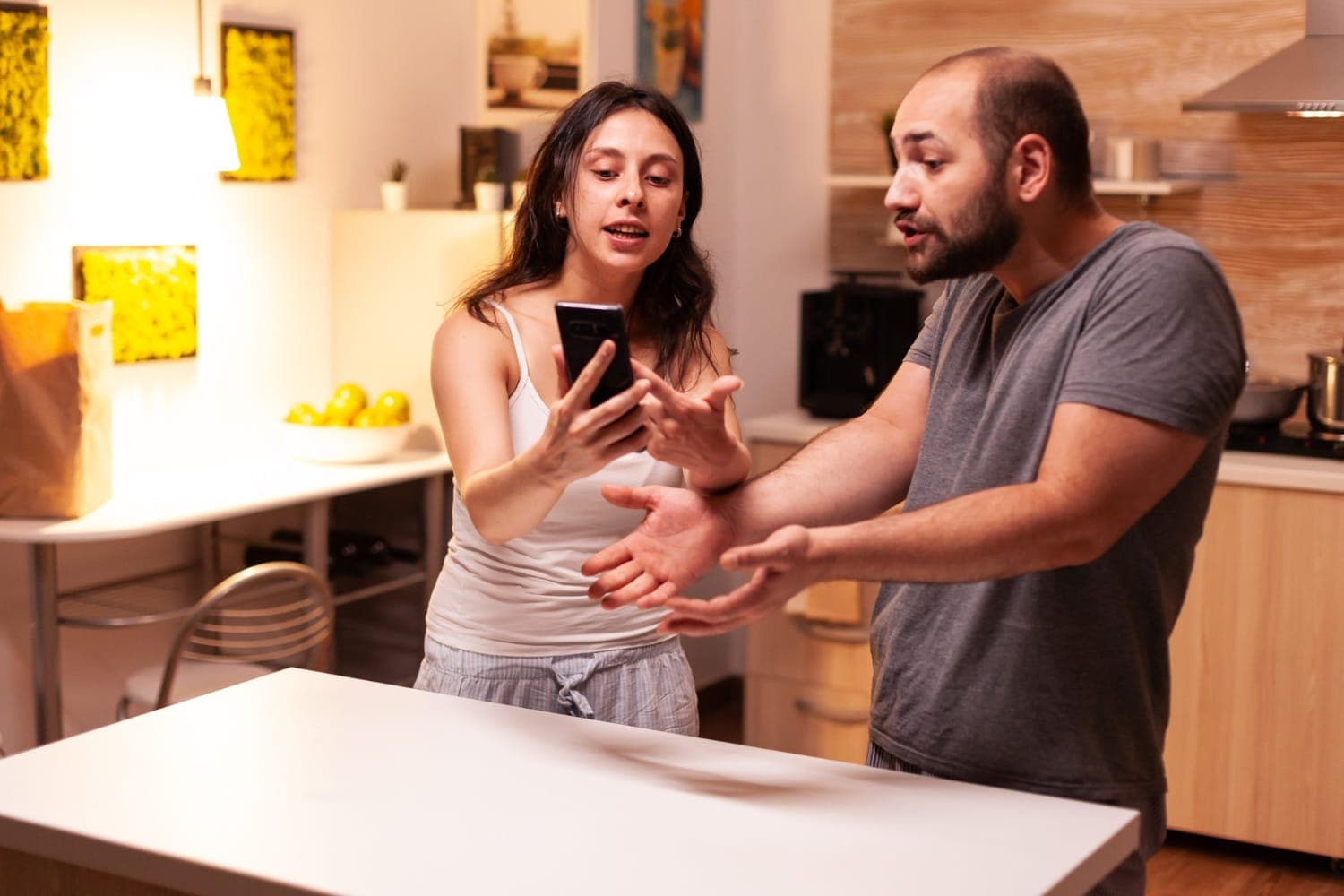 Why Boyfriends Are Jealous in India? Patriarchy, Possession and the Truth Nobody Talks About